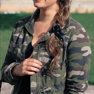 Old navy camouflage utility light jacket nwt